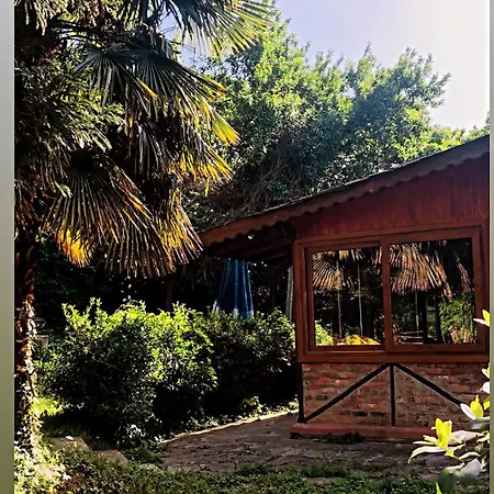 Rahat Bahceli Polonezkoeyde Butik Evimiz * Estambul