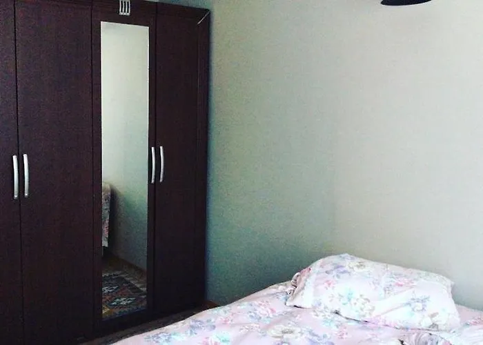 Rahat Bahceli Polonezkoeyde Butik Evimiz