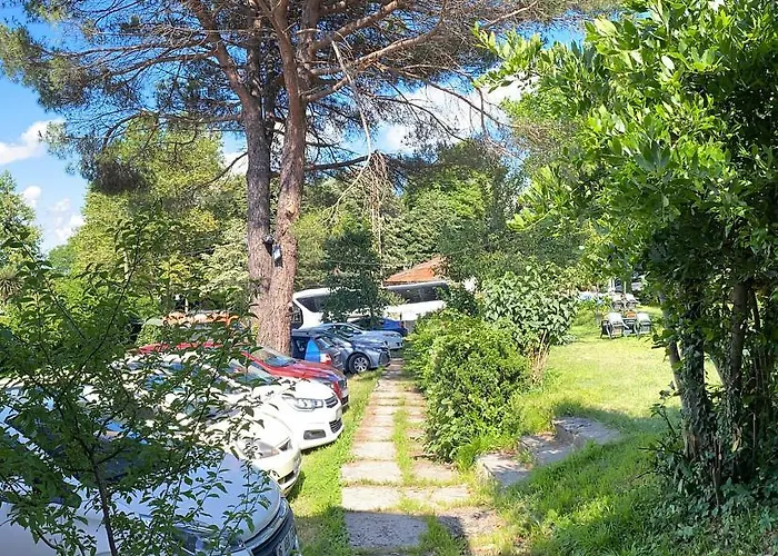 Apartment Rahat Bahceli Polonezkoeyde Butik Evimiz