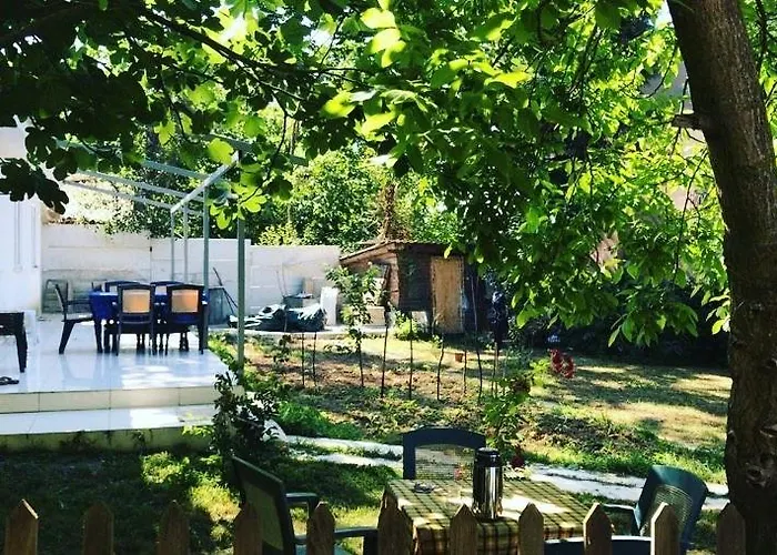 Rahat Bahceli Polonezkoeyde Butik Evimiz * Istanbul