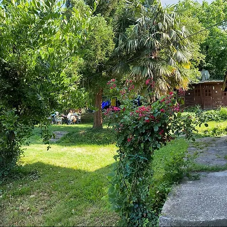 Rahat Bahceli Polonezkoeyde Butik Evimiz Apartman Isztambul